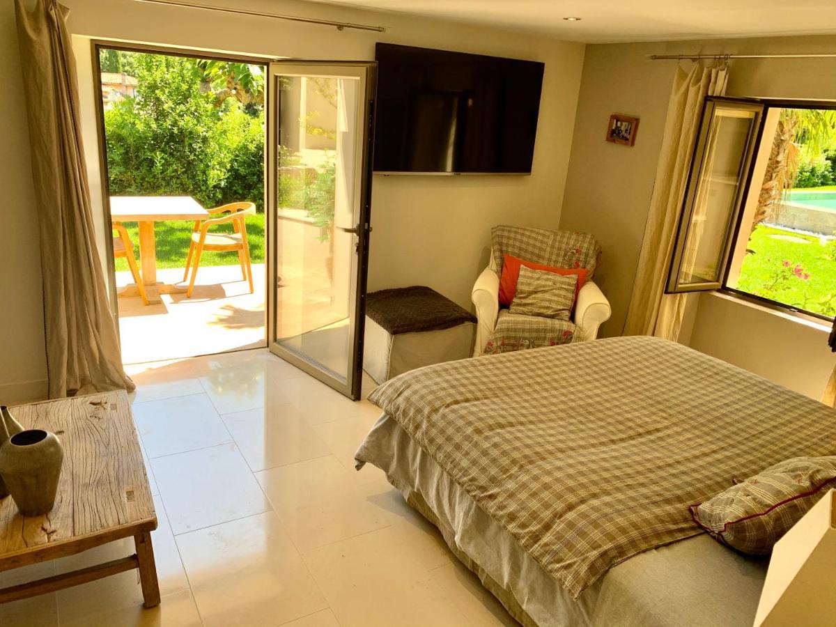 Villa Sant-Anna แซ็ง-ทรอเป ภายนอก รูปภาพ